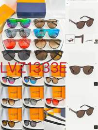 Picture of Louis Vuitton Sunglasses _SKUfw77709354fw